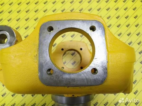 Кулак поворотный JCB 448/42703 — фото 4